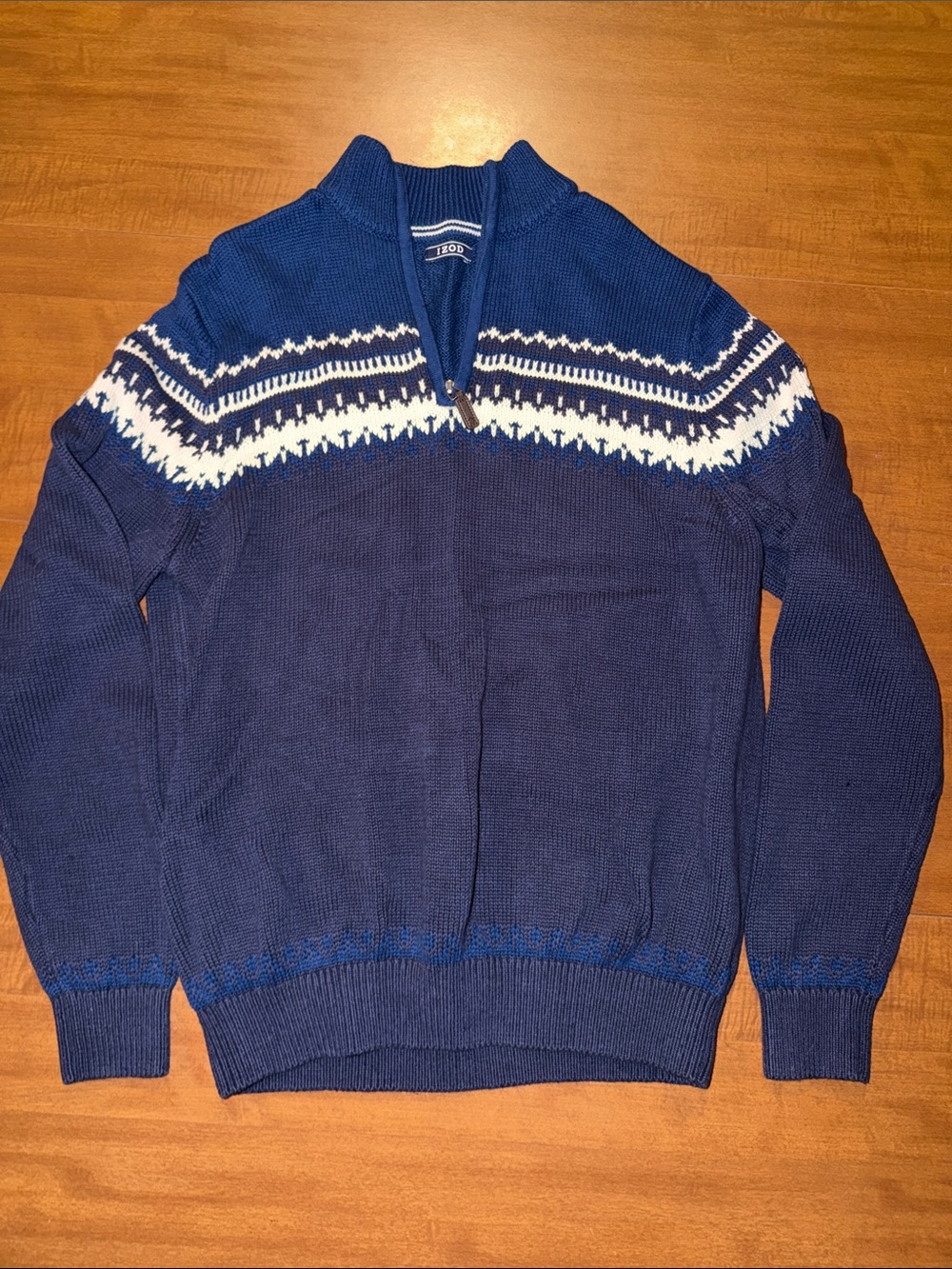 Izod Men's Navy and White Quarter Zip Mock Neck Sweater